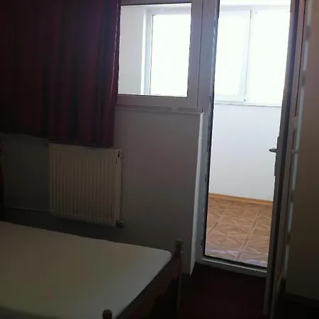 Uranus بوخارست