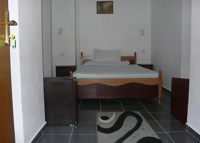 Uranus Ξενοδοχείο 2*