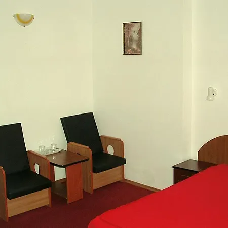Hotel Uranus